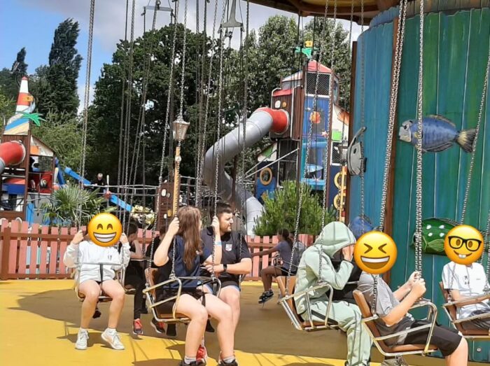 🎢 Drayton Manor was a huge success for Walton and Walliams classes this week!

A fun-filled day packed with rides, laughter and memories, the perfect way to celebrate everything these amazing pupils have achieved over the past 12 months. Well deserved! 🌟

#SchoolTrip #DraytonManor #EndOfYearCelebration #ProudTeachers #MakingMemories #WellDeserved #WaltonClass #WalliamsClass #FoxfieldsAdventures#SEMH